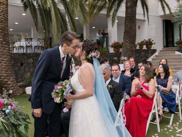 La boda de Edgar y Cristina en La Victoria De Acentejo, Santa Cruz de Tenerife 38