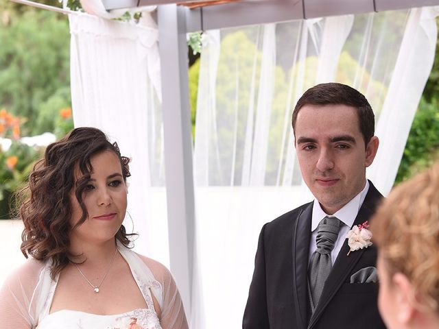 La boda de Oriol y Laura en El Priorat De Banyeres, Tarragona 25