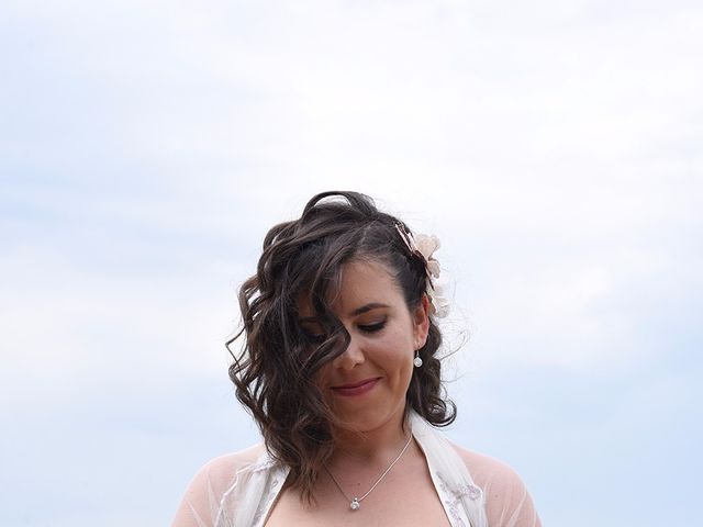 La boda de Oriol y Laura en El Priorat De Banyeres, Tarragona 33