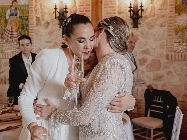 La boda de Cris y Vega en Daimiel, Ciudad Real 151