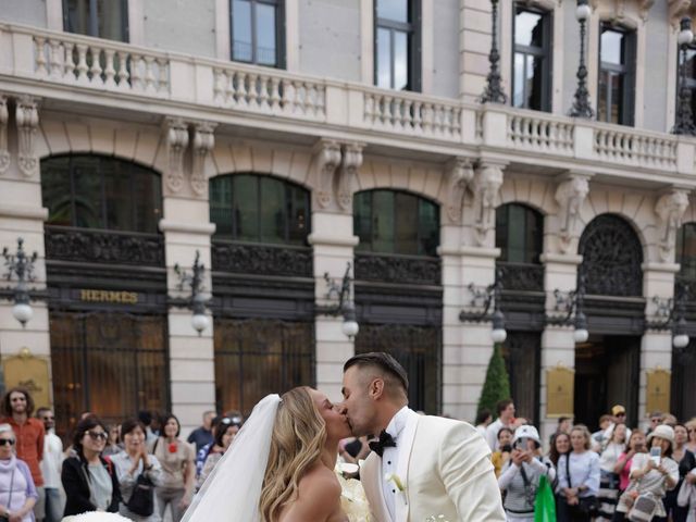 La boda de Cecilia y Adrian en Madrid, Madrid 173