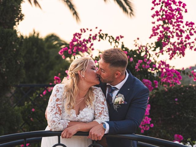 La boda de Juan Antonio y Noemi en Alora, Málaga 48