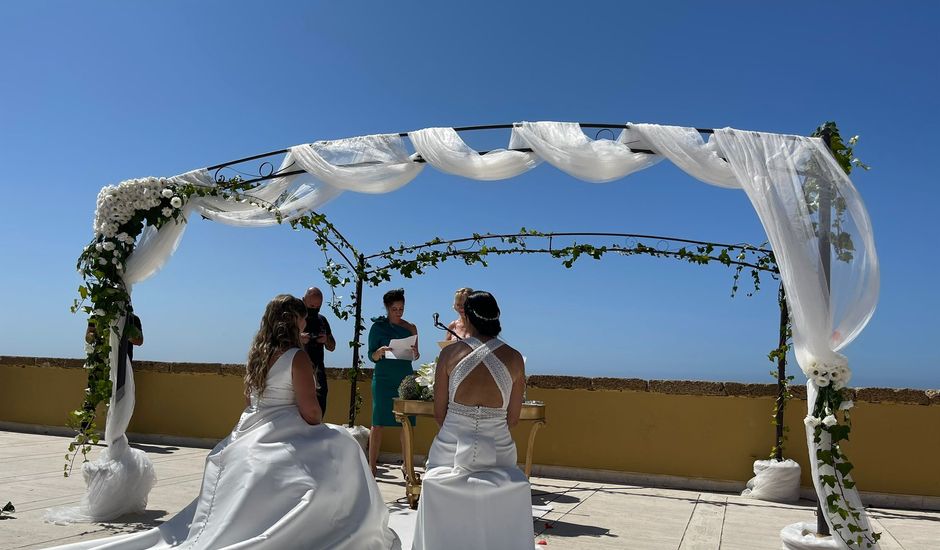 La boda de Carmen  y Elisabeth en Cádiz, Cádiz