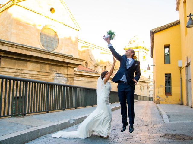 La boda de Enric y Marta en Lleida, Lleida 12