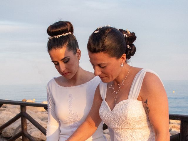La boda de Patricia y Macarena en Benajarafe, Málaga 31