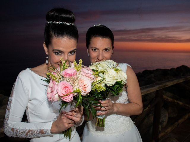 La boda de Patricia y Macarena en Benajarafe, Málaga 44