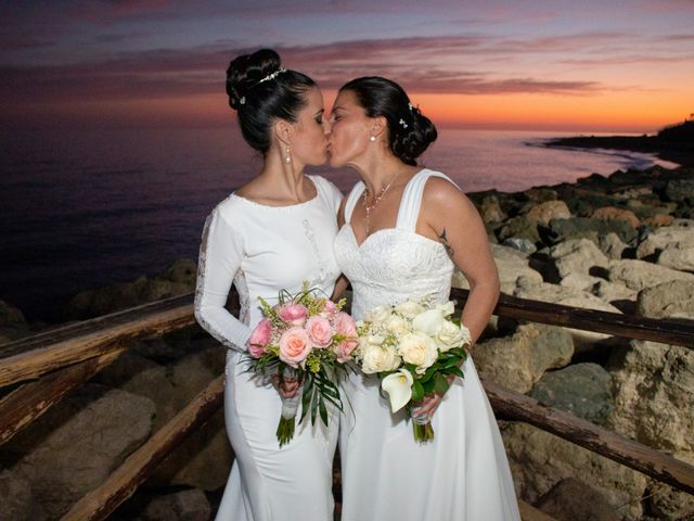 La boda de Patricia y Macarena en Benajarafe, Málaga 48