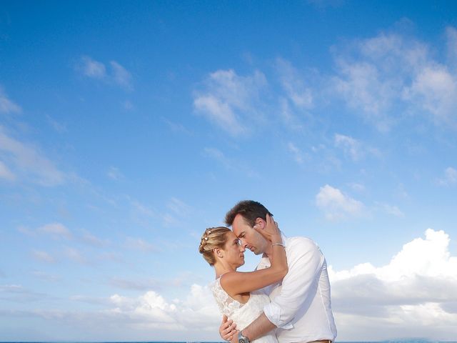 La boda de Enrique  y Lara  en Donostia-San Sebastián, Guipúzcoa 1