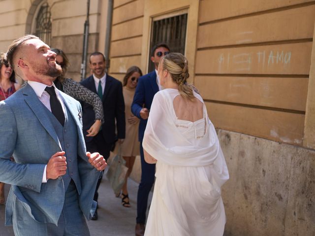 La boda de Inma y Niall en Valencia, Valencia 44