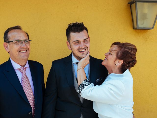 La boda de Carlos y Mónica en Llers, Girona 7