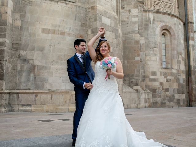 La boda de Jorge  y Raquel  en Zaragoza, Zaragoza 17
