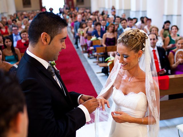 La boda de Luis Miguel y Mª Mar en Huercal De Almeria, Almería 23