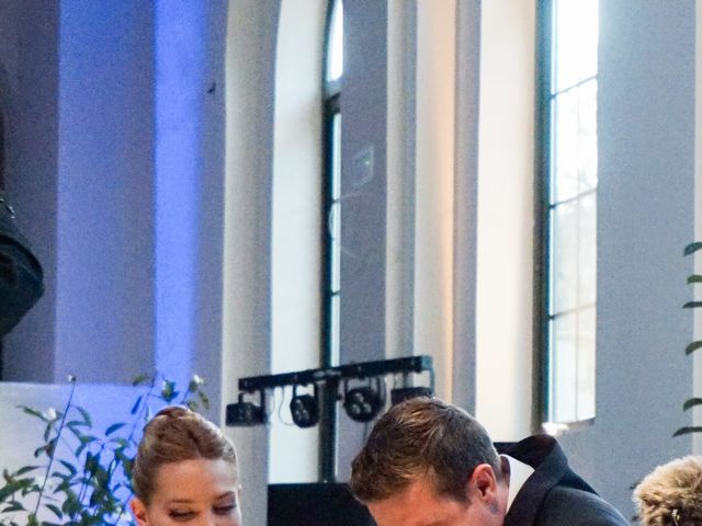 La boda de Raul y Loreto en Guadarrama, Madrid 10