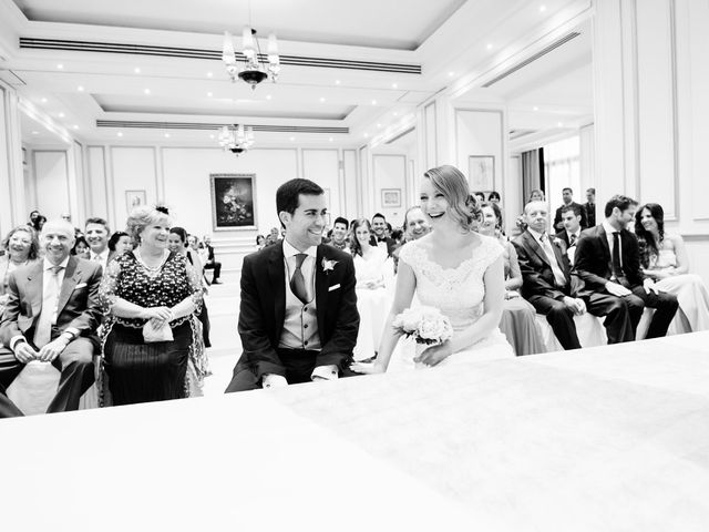 La boda de Sergio y Olga en Madrid, Madrid 32