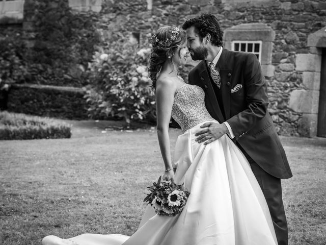 La boda de Gonzalo y Ascen en Carballo, A Coruña 56