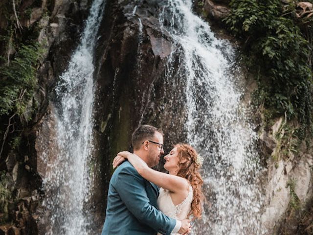 La boda de Miki y Noe en Osor, Girona 13