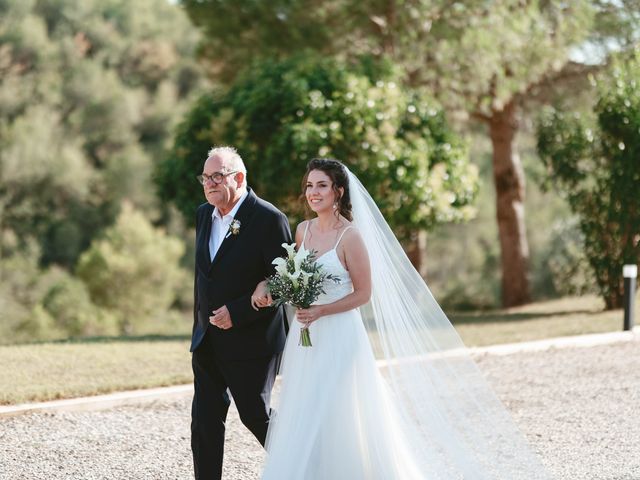 La boda de Kyle y Alba en Castellnou De Bages, Barcelona 18