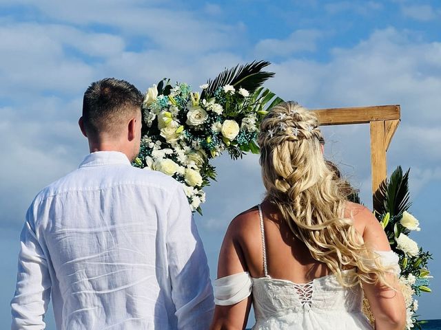 La boda de Daniel y Sandra en Aeropuerto Del Matorral (Fuerteventura), Las Palmas 4