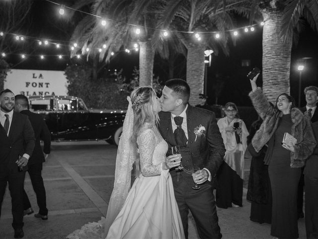 La boda de Long y Marisa en El Puig, Valencia 48