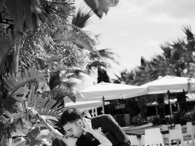 La boda de Silvia y Adrian en Tarragona, Tarragona 23