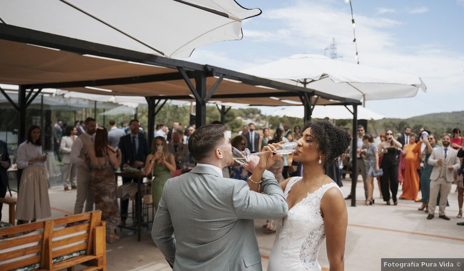 La boda de Connor y Rebeca en Albalat Dels Tarongers, Valencia