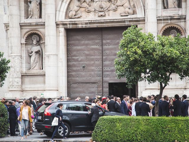 La boda de César y Lucía en Valencia, Valencia 30