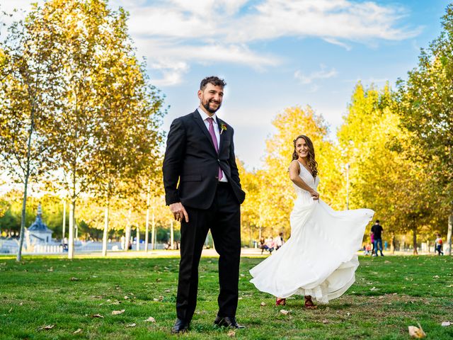 La boda de Carlos y Miriam en Madrid, Madrid 31