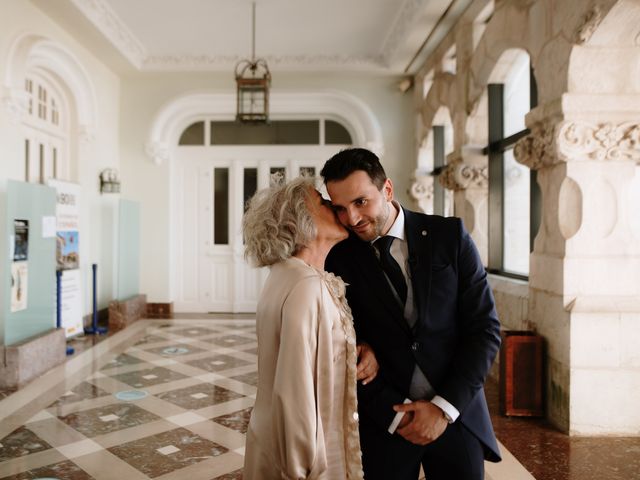 La boda de Javier y Mariluz en Villaverde De Pontones, Cantabria 33