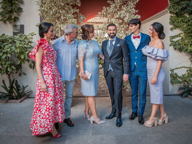 La boda de Juan y Nieves en Córdoba, Córdoba 69