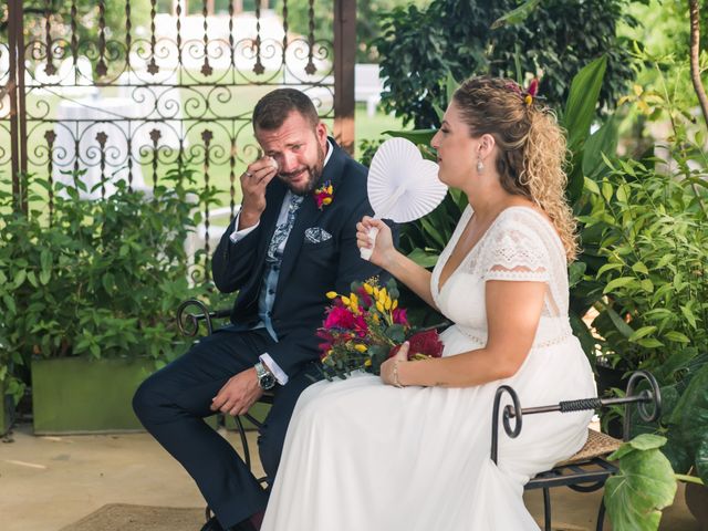 La boda de Carlos y Soraya en San Juan De Alicante, Alicante 30