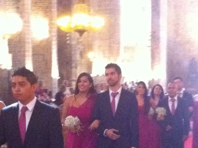 La boda de Tony y Leandra  en Barcelona, Barcelona 18
