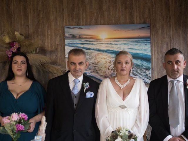 La boda de Misael  y Monica  en Ferrol, A Coruña 5