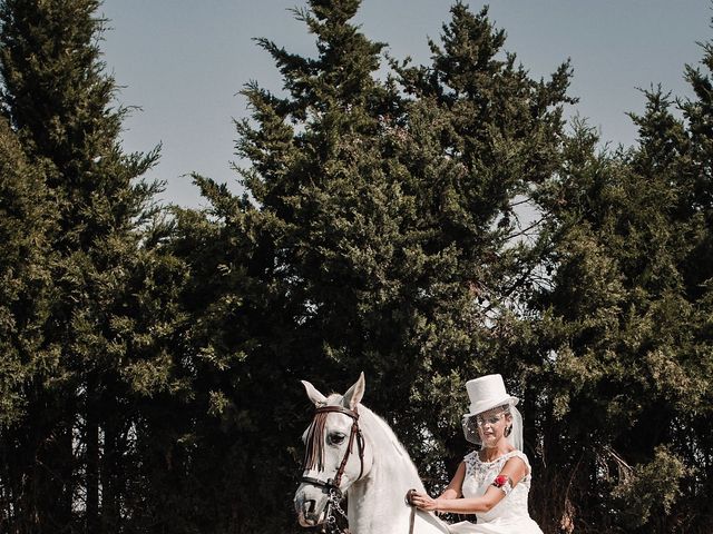 La boda de Jesús y Amparo en Ballesteros De Calatrava, Ciudad Real 23