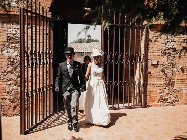 La boda de Jesús y Amparo en Ballesteros De Calatrava, Ciudad Real 55