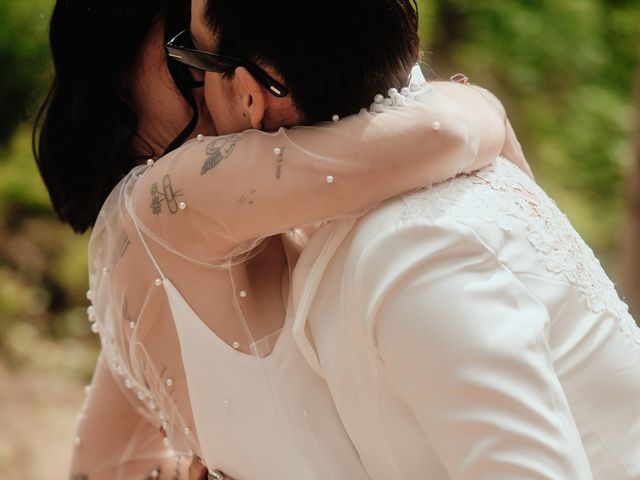 La boda de Gloria y Carla en Vilanova De Sau, Barcelona 28