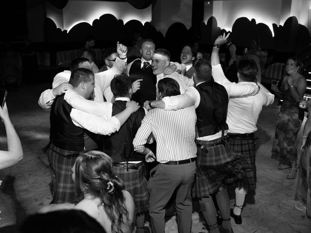 La boda de Aidan y Isabel en Madrid, Madrid 1