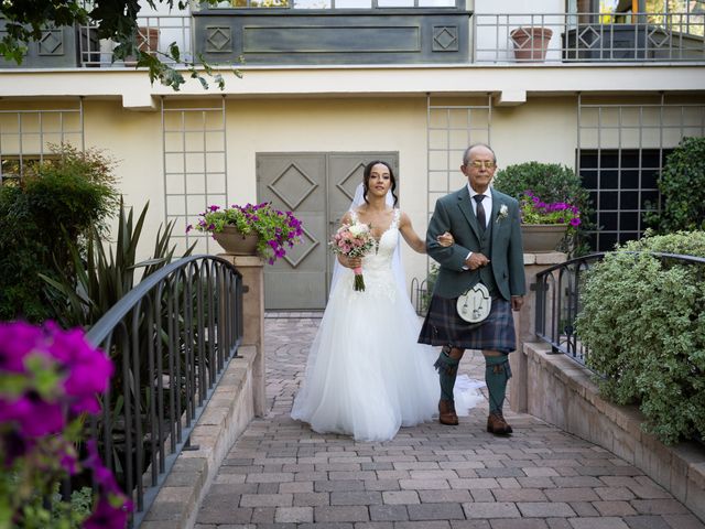La boda de Aidan y Isabel en Madrid, Madrid 17