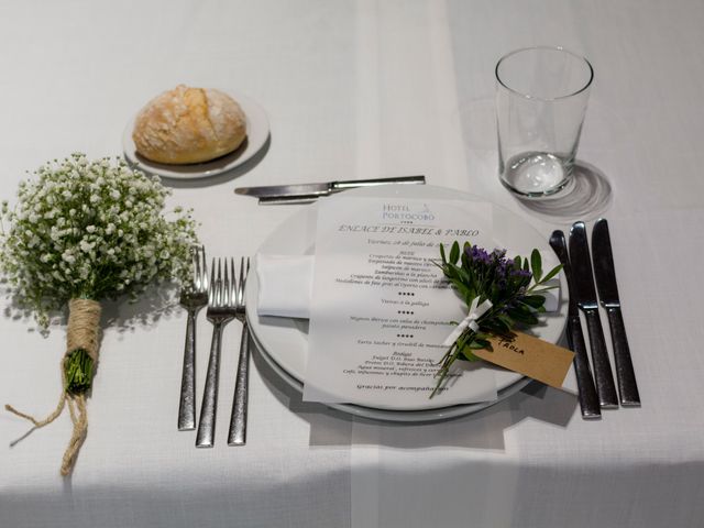 La boda de Pablo y Isabel en Oleiros, A Coruña 34