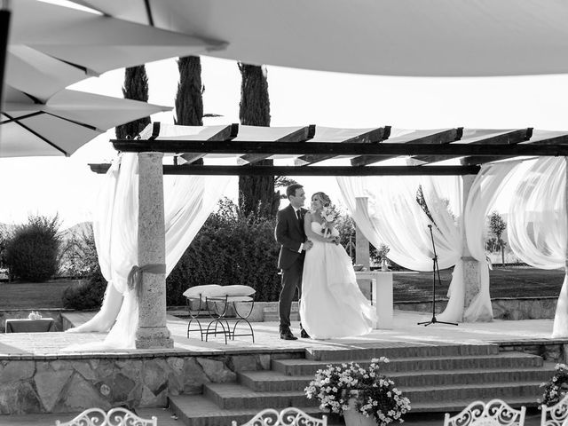 La boda de David y Yoana en Villanueva De Perales, Madrid 39