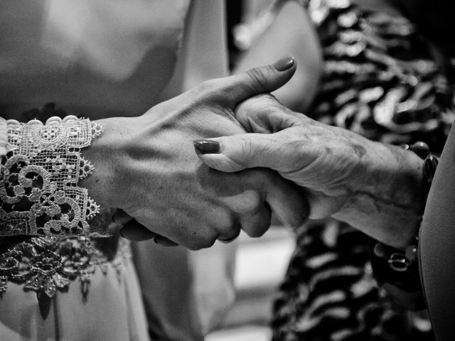 La boda de Alejandro y Judith en El Puerto De Santa Maria, Cádiz 15