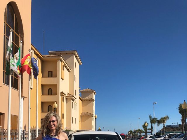 La boda de Eduardo y Almudena en Torremolinos, Málaga 3