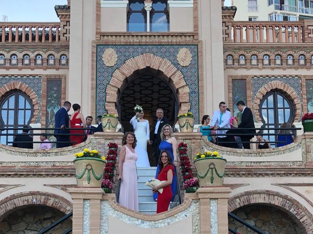 La boda de Eduardo y Almudena en Torremolinos, Málaga 25