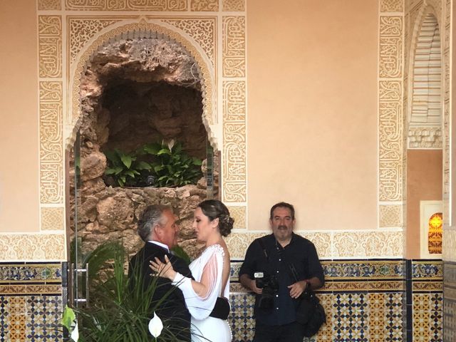 La boda de Eduardo y Almudena en Torremolinos, Málaga 27