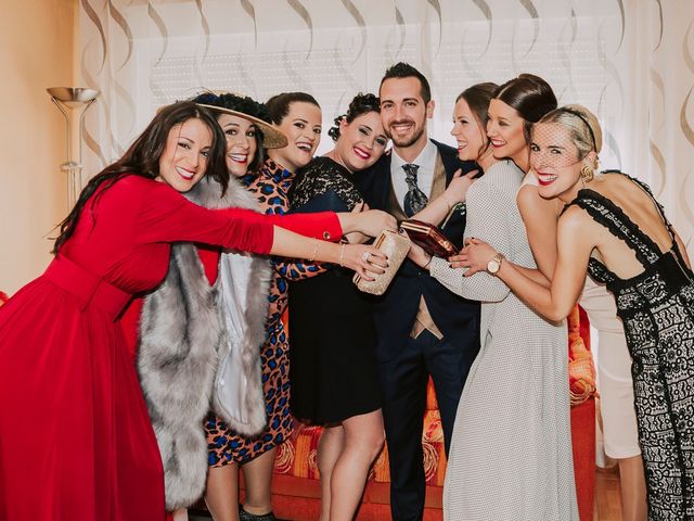La boda de Cristian y Paloma en Elda, Alicante 6