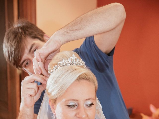 La boda de Zafiro y María en San Roman De Bembibre, León 12