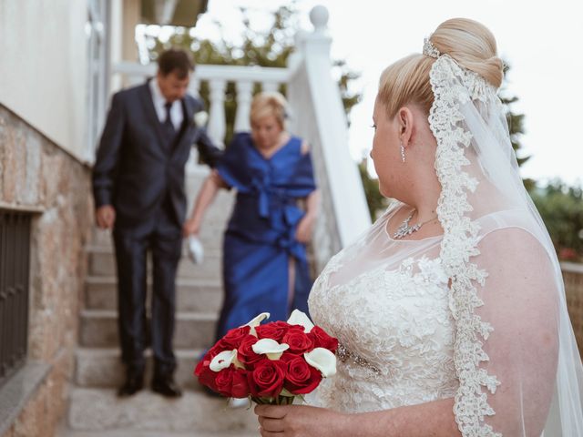 La boda de Zafiro y María en San Roman De Bembibre, León 16