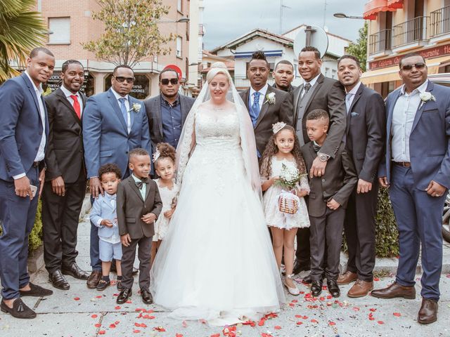 La boda de Zafiro y María en San Roman De Bembibre, León 33