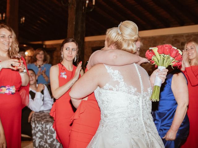 La boda de Zafiro y María en San Roman De Bembibre, León 42