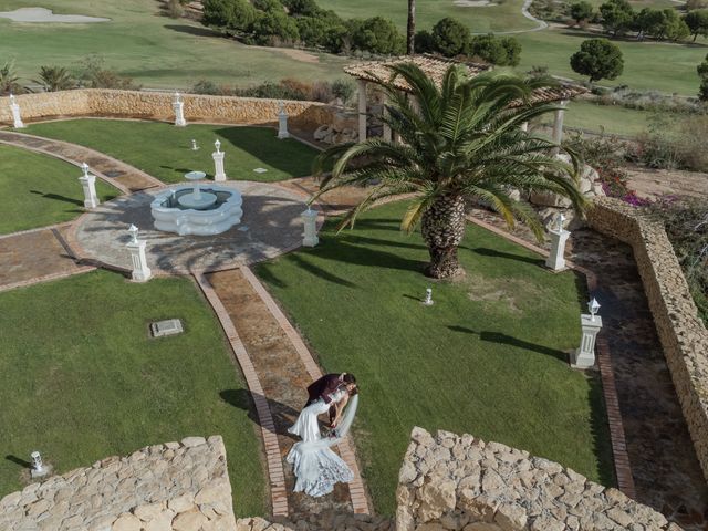 La boda de Maria Jose y Kiko en Benidorm, Alicante 375