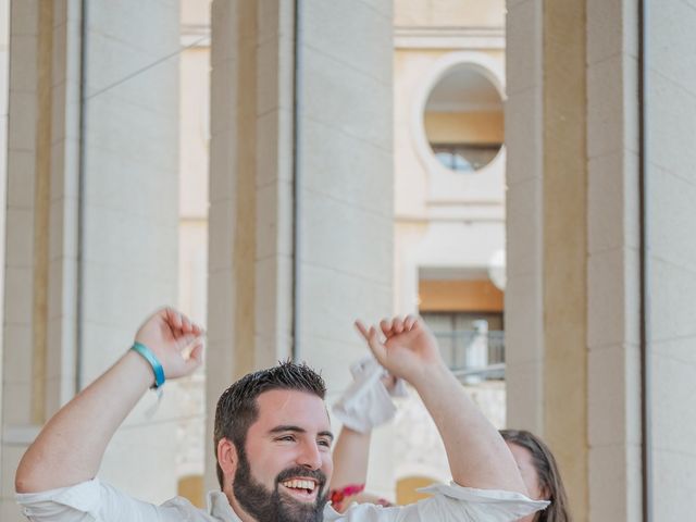 La boda de Maria Jose y Kiko en Benidorm, Alicante 630